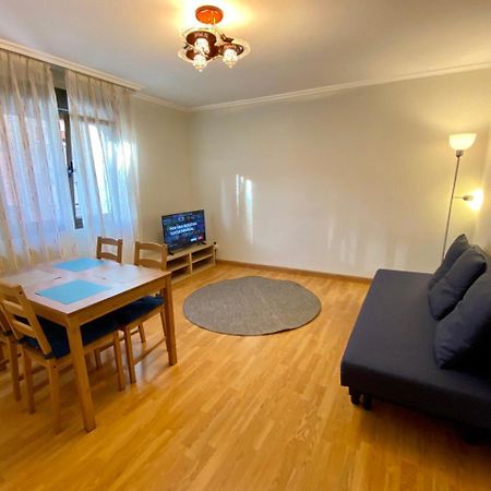 Apartment Close To The Historical Center Хихон Екстериор снимка