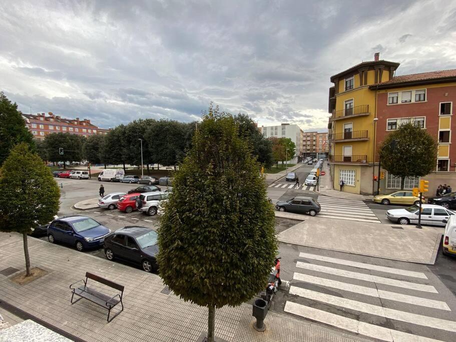 Apartment Close To The Historical Center Хихон Екстериор снимка